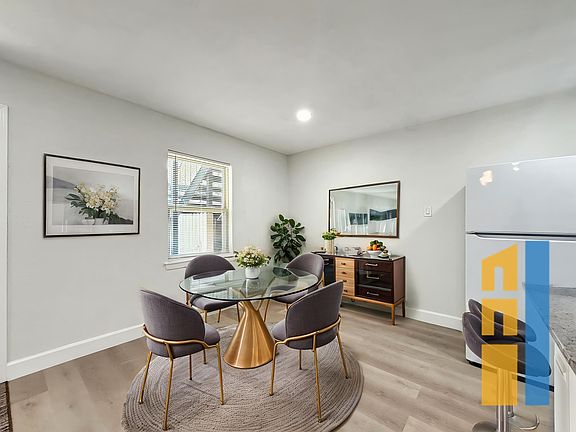 2nd image of 1016 E Walker St APT 4