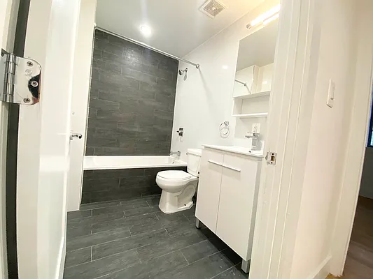 Rented by EastMount Realty LLC | media 11