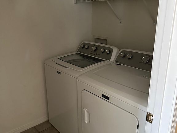5th image of 16104 W Woodlands Ave