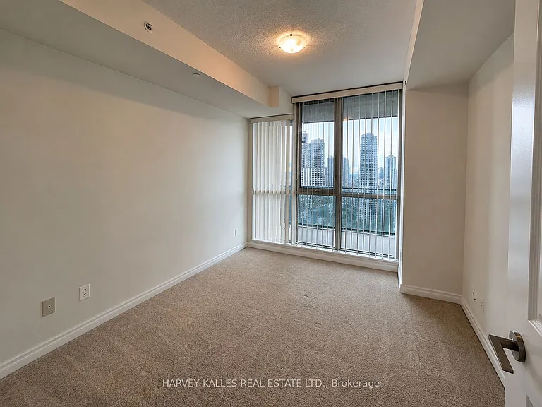 75 Eglinton Ave W #1903 — Photo 4