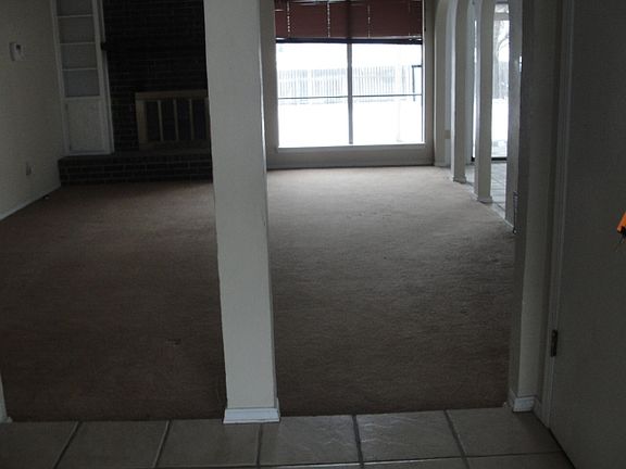 4th image of 206 NE 46th St