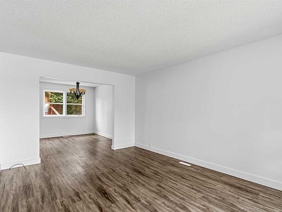 3rd image of 188 E Windsor Dr