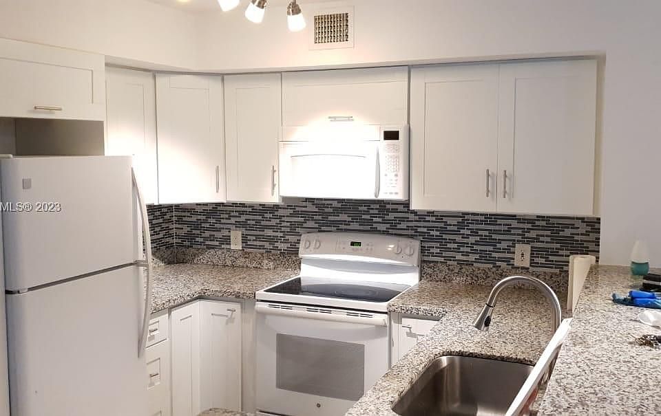1st image of 4560 NW 107th Ave #10812