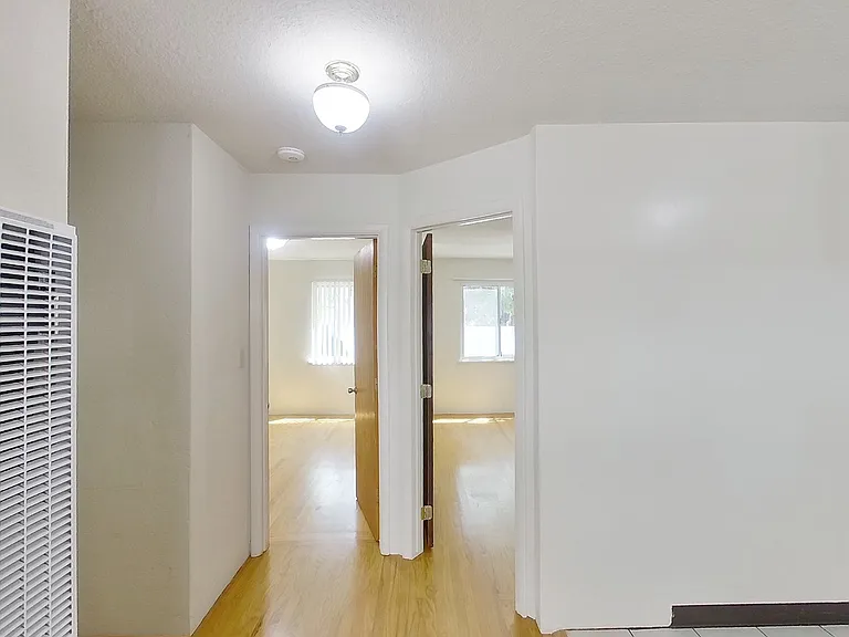 2750 Dwight Way — Photo 12