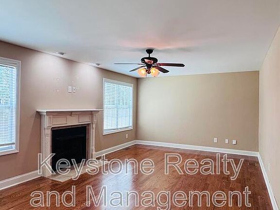4th image of 2469 Senseney Dr