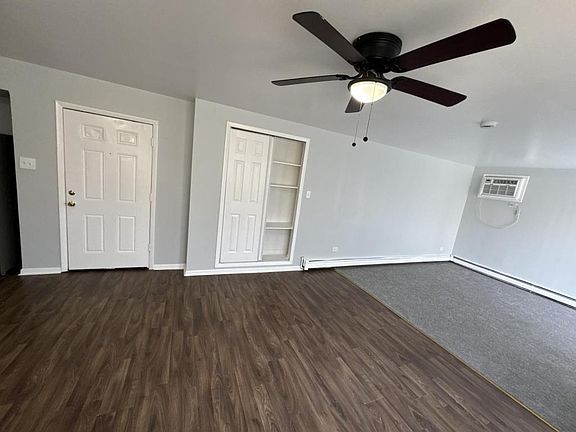 5th image of 1689 Harbor Ave APT 1