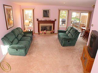 3rd image of 42034 Saratoga Cir