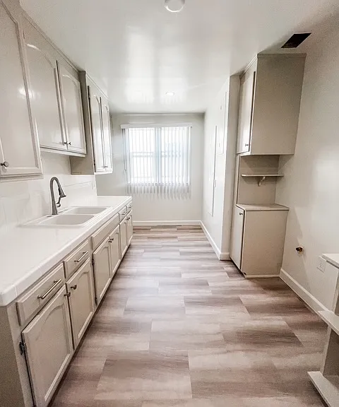 6718 Stafford Ave #F — Photo 10