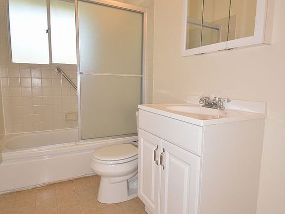 5th image of 88 Buena Vista Ave APT 32