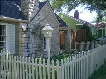 3rd image of 5307 Ash St