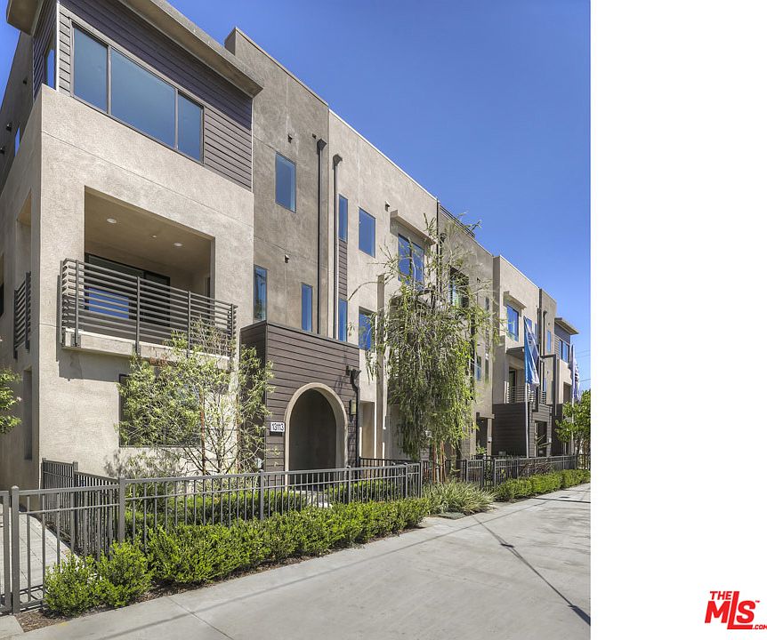 1st image of 13113 Victory Blvd