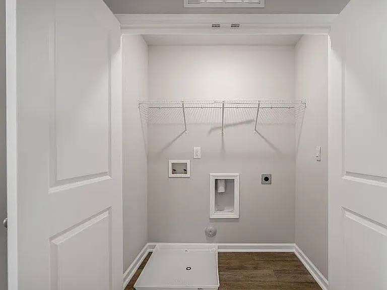 451 David Hill Dr — Photo 11