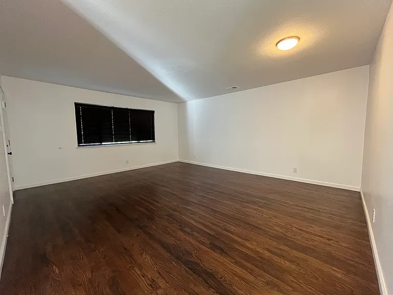 3530 Savage Ave — Photo 4