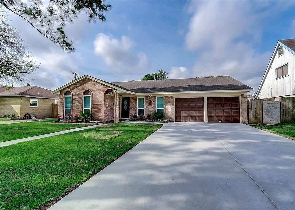 1st image of 11118 Sagehill Dr