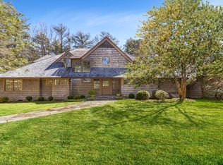 211 Swamp Rd, East Hampton, NY 11937