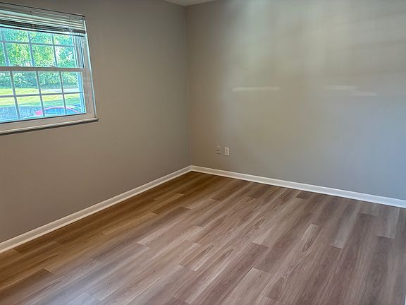 3rd image of 30 Poinciana Dr #5