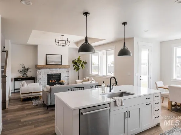 10439 Stony Oak St, Nampa, ID 83687