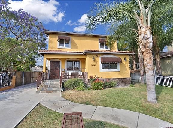 3rd image of 14543 Pacific Ave