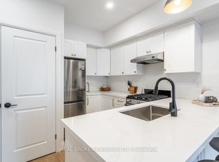 113 Catharine St N #1, Hamilton, ON L8R1J5