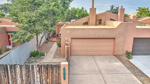 1543 Escondida Ct Photo 1