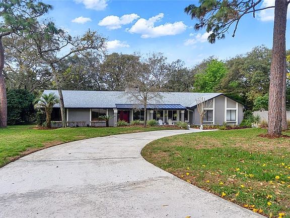 3rd image of 807 S Sweetwater Blvd
