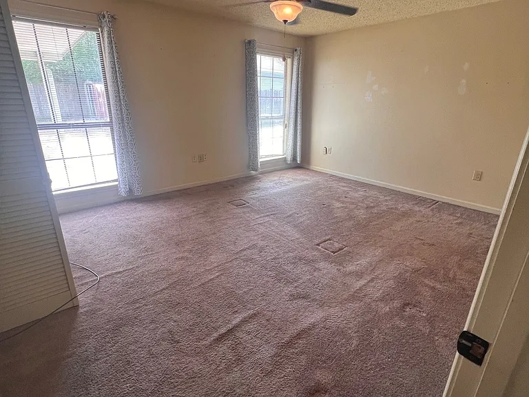 325 Lakeridge Trl — Photo 11