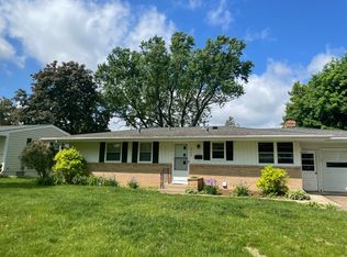 2326 Sumter Ave S, Minneapolis, MN 55426