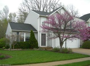 8577 Westfield Park Dr, Olmsted Township, OH 44138