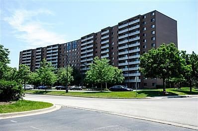 1st image of 21 Kristin Dr #22