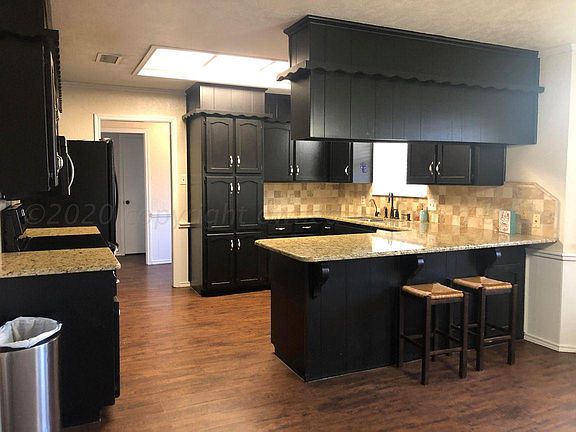 5th image of 2608 Dogwood Ln