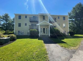 Cricket Knoll Apartments, Westbrook, ME 04092