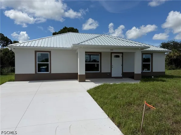 105 Concord Loop, Labelle, FL 33935