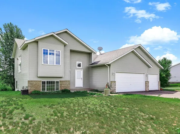 25825 106th St NW, Zimmerman, MN 55398