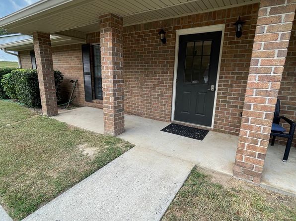 220 Handley Ct