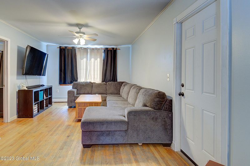 5th image of 315 23rd Street