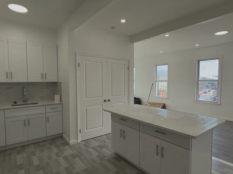 17 Kearny Ave #2 — Photo 5