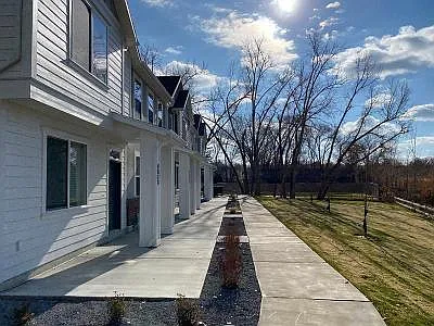 River Park Commons — Photo 29