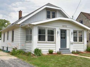 1908 Summit Ave, Waukesha, WI