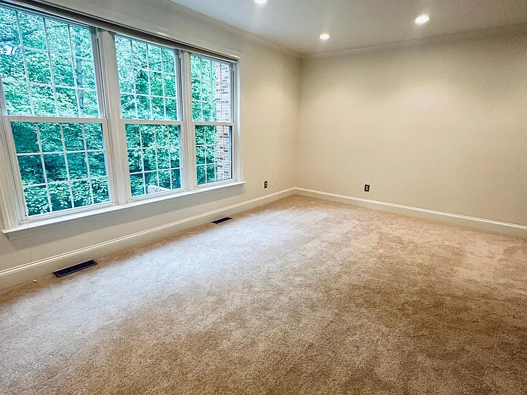 33 Sentinel Rd — Photo 16