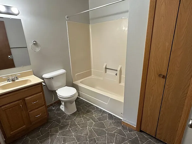 3955 & 3965 & (Laundry Room) N. Meadow Ridge Drive — Photo 6