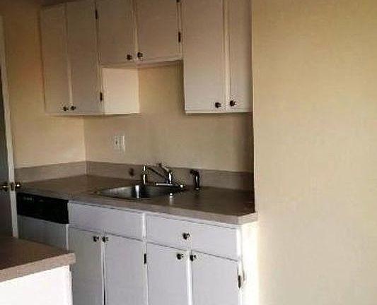 3rd image of 9929 14th Ave S APT 19