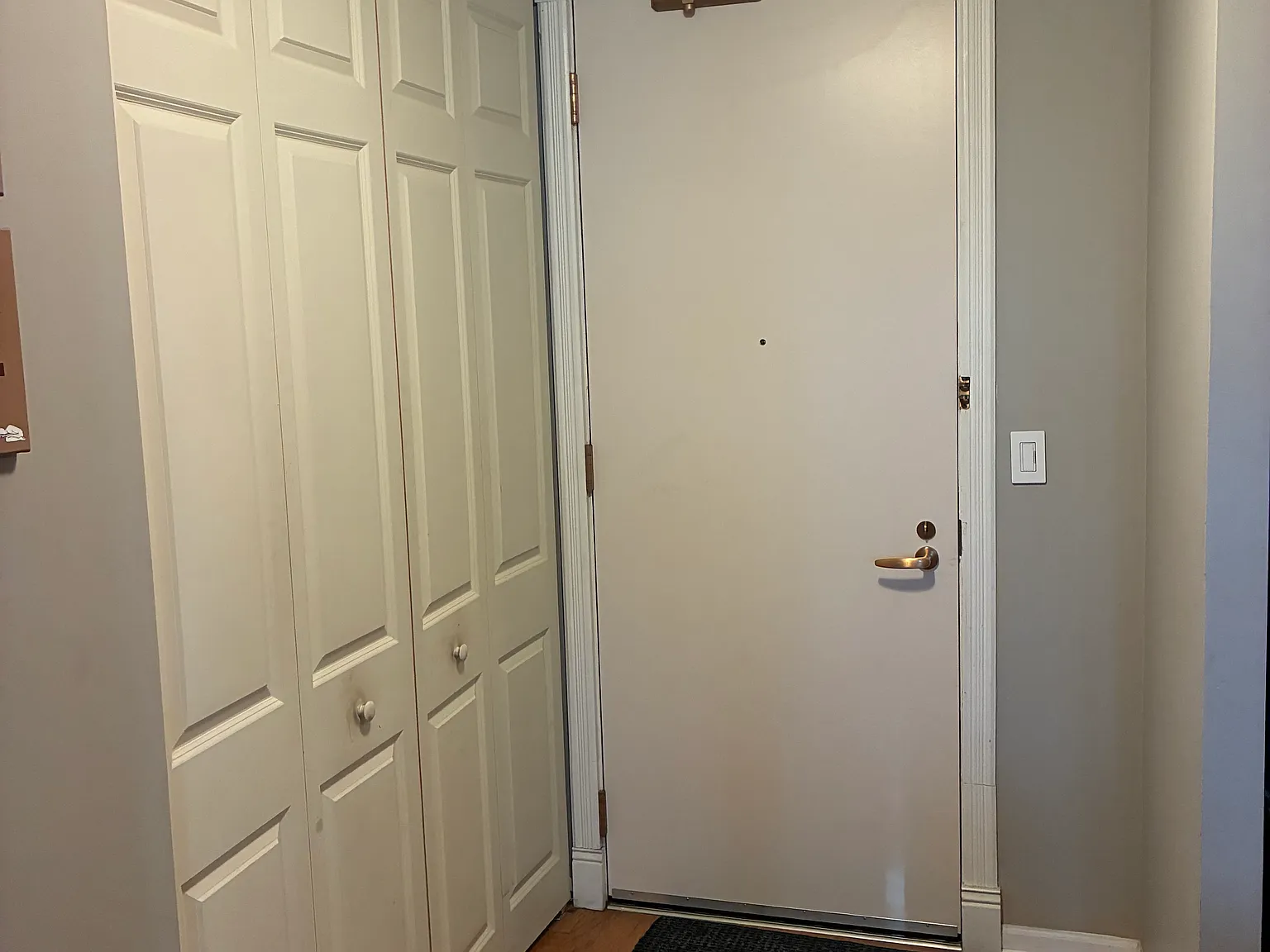 1 bed, 650 sqft, $2,000 — Photo 2