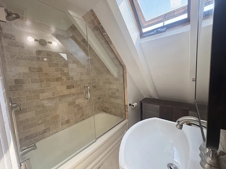 2515 W Charleston St #3 — Photo 7