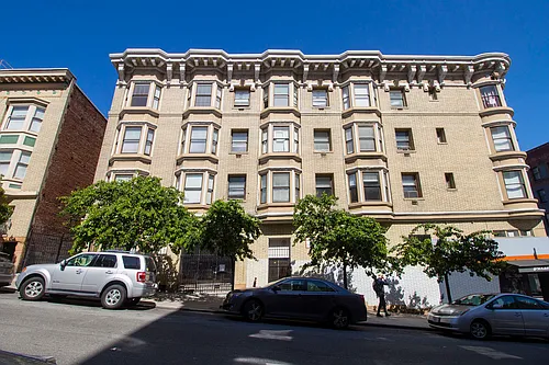 920 Leavenworth Photo 1