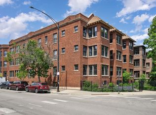 1310 W Montrose Ave #3, Chicago, IL 60613