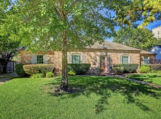 12630 Trail Hollow Dr, Houston, TX 77024