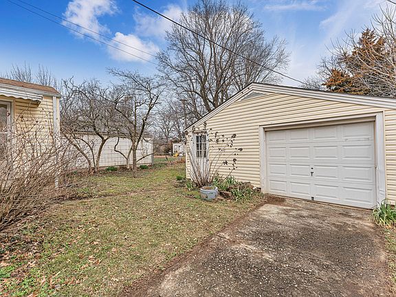 5th image of 1639 W Atlantic Street