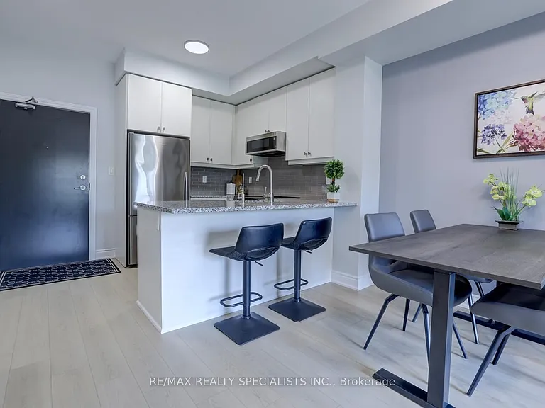 3170 Erin Mills Pkwy #122 — Photo 10