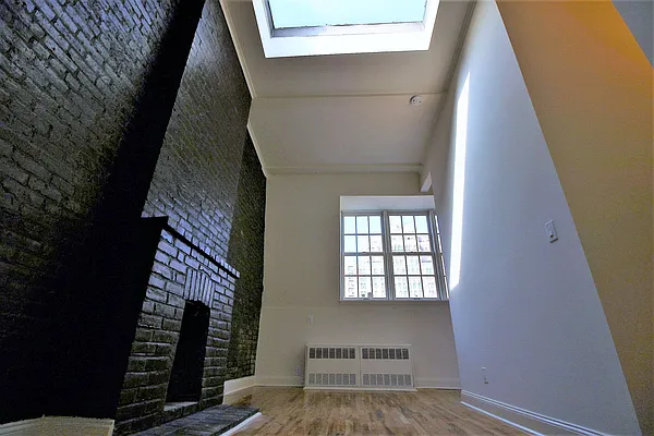 Rented by City Connections Realty | media 17