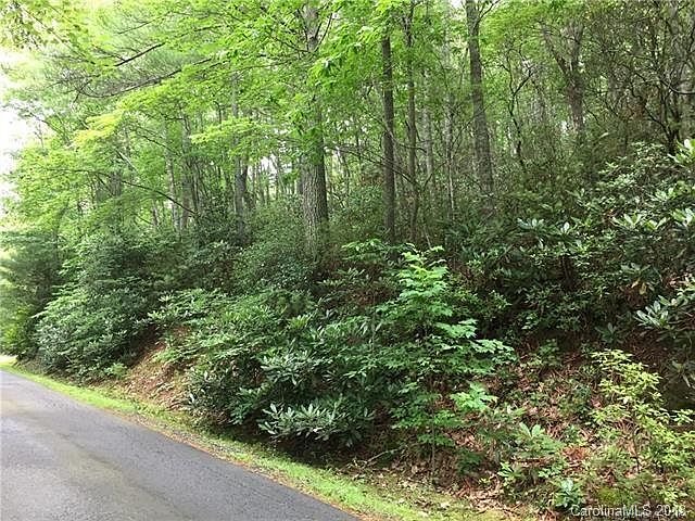 1st image of 107 Deer Run Ln